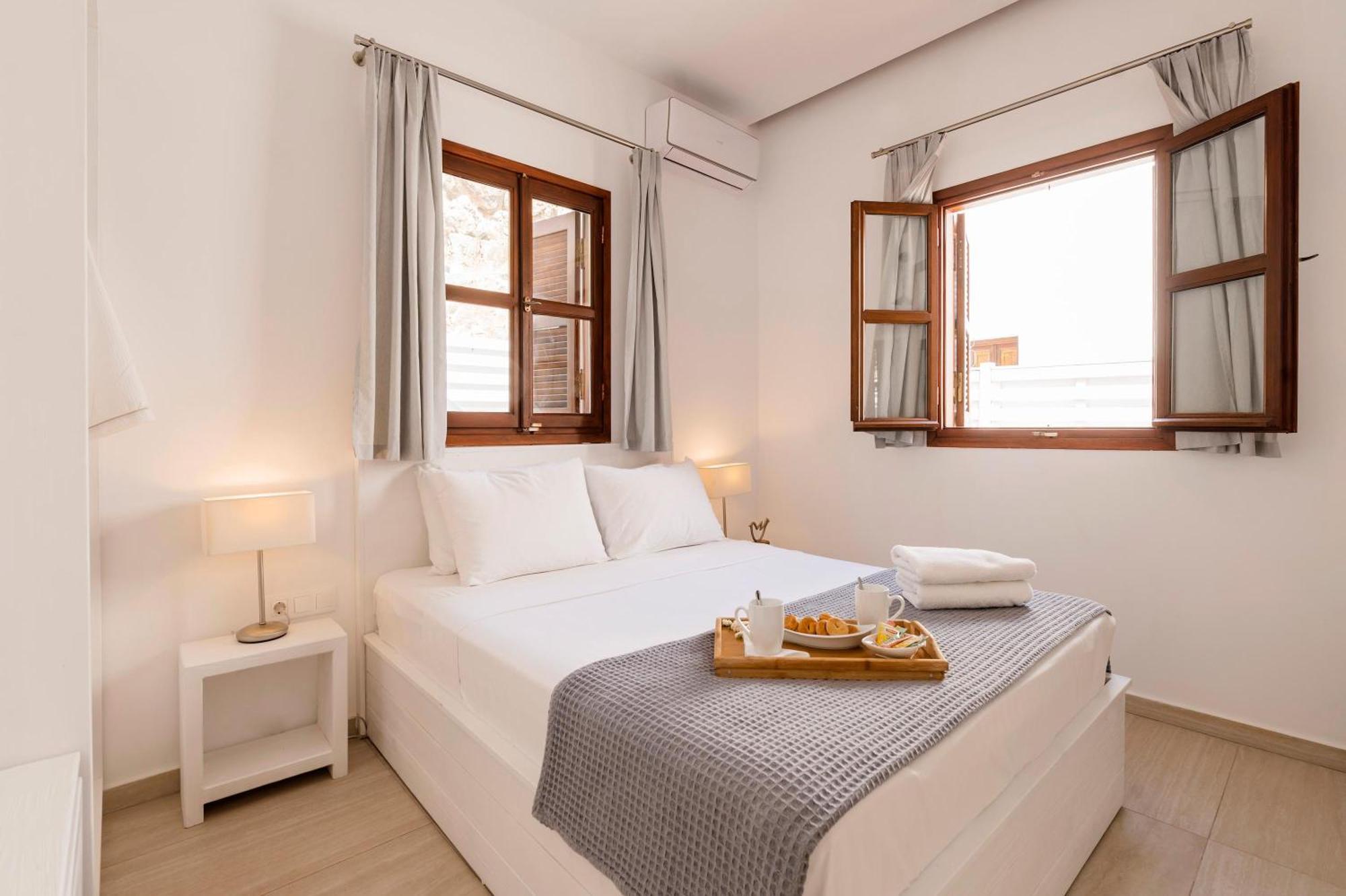 Traditional Lindian Suites Líndosz Kültér fotó